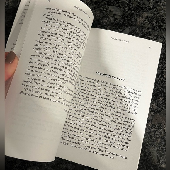 Chicken Soup for the Couple's Soul Book - Picture 3 of 3